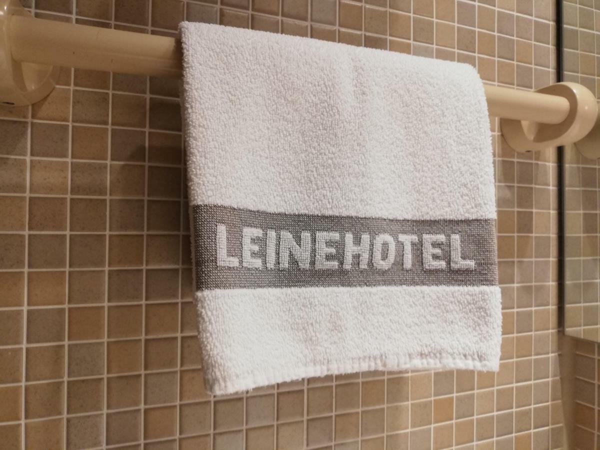 Leine Hotel Pattensen Exterior foto